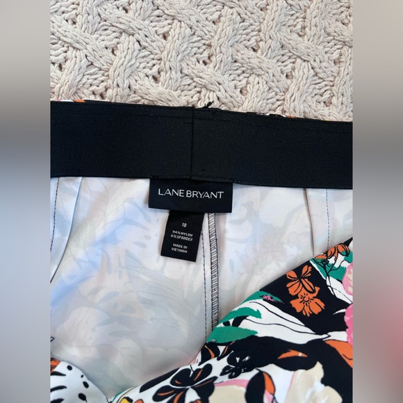 Lane Bryant floral Print pencil skirt 18 - Picture 7 of 7